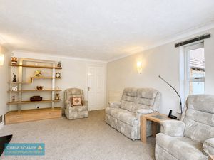 Sitting room- click for photo gallery